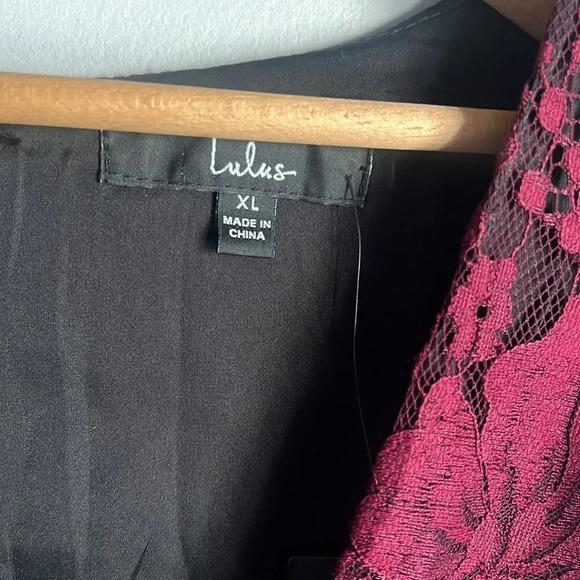 NEW Lulus Molinetto Burgundy Lace Ruffled Tiered Sleeveless Maxi Dress - Picture 7 of 12